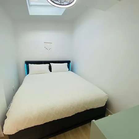 Et Centre A Pied, La Maison De La Pinede Est Climatisee Avec Menage, Draps Et Serviettes Inclus Arcachon